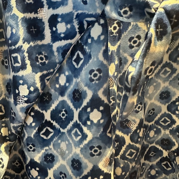 Mayoral pants/skirt size 7 (like new) - Picture 2 of 3